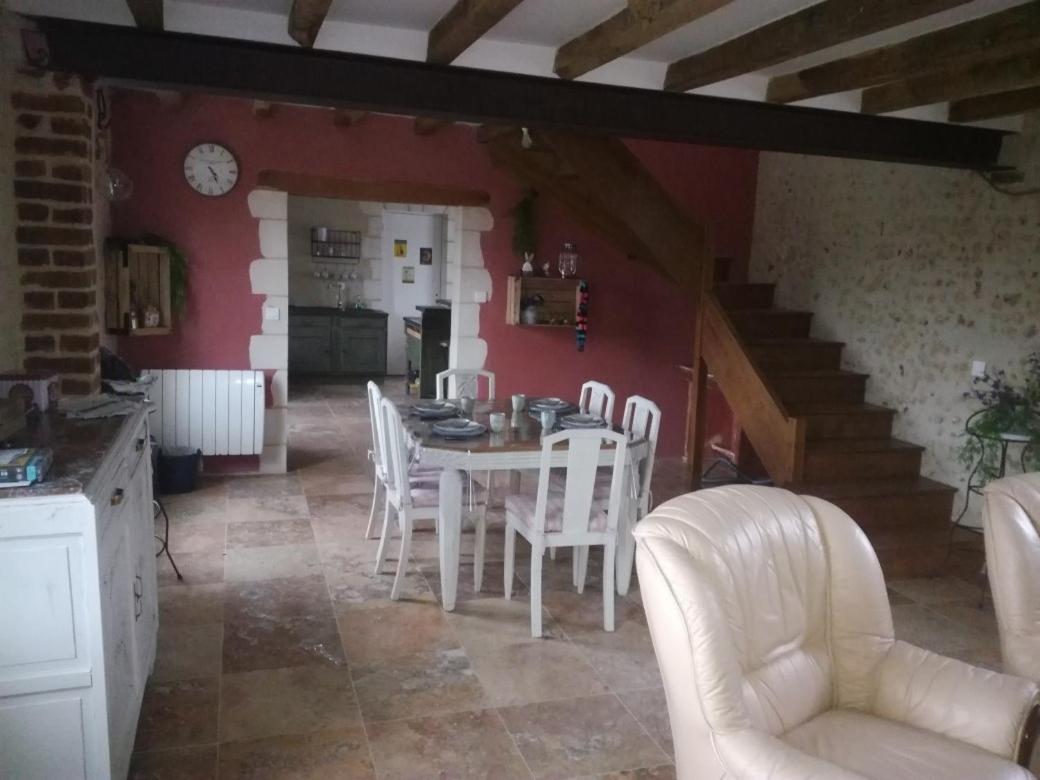 Chambre D'Hote Monthodon Buitenkant foto